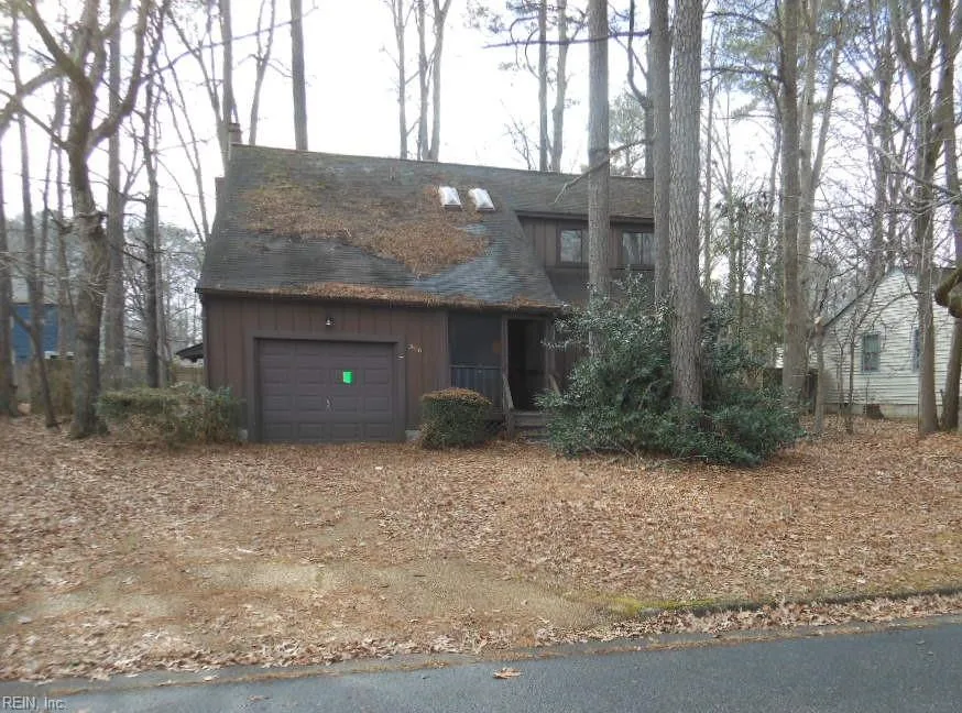 306 Heacox Ln, Newport News — photo