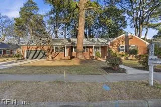 6846 Woodridge Dr, Norfolk — photo