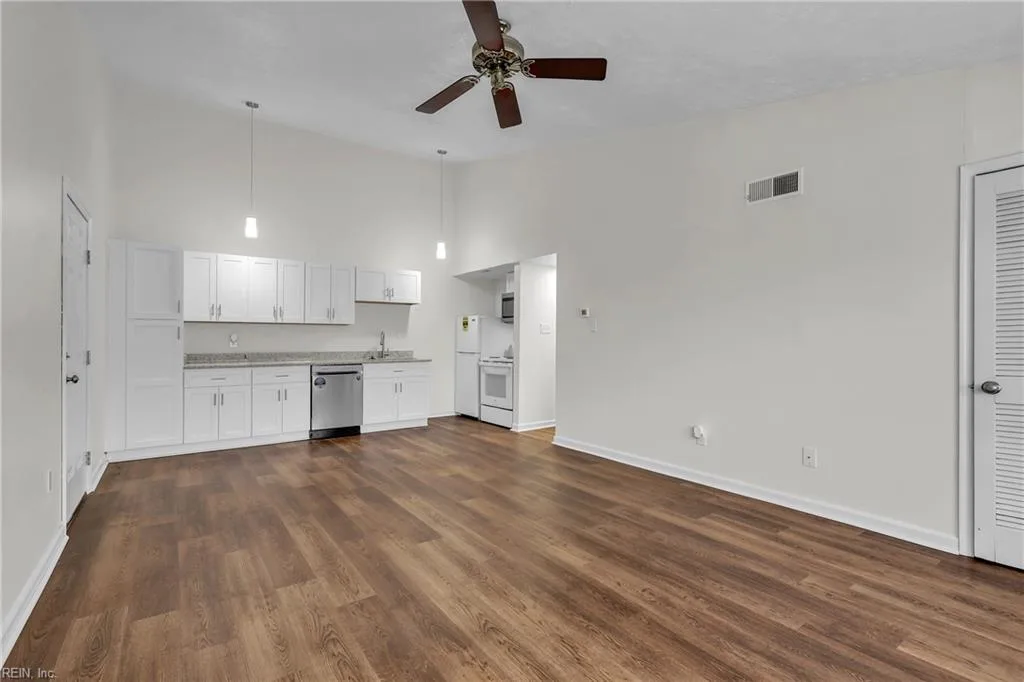 133 Hampton Club DR #3, HAMPTON VA 23666