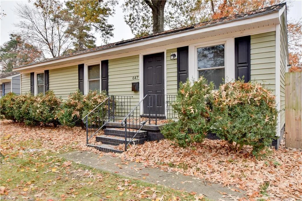 647 Daniel Dr, Newport News — photo