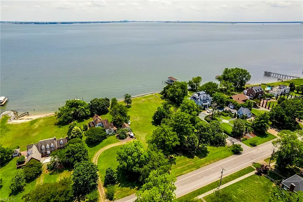 1506 Chesapeake Ave, Hampton — photo