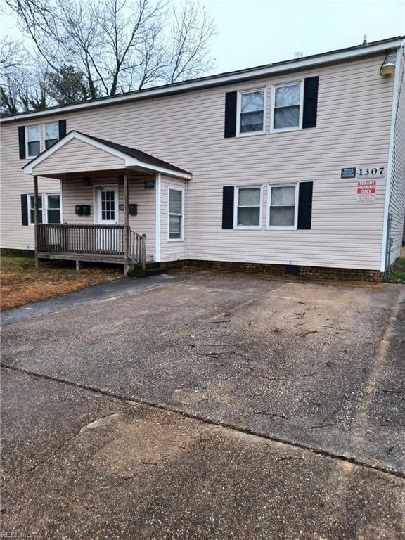 1307 Commerce AVE #A, CHESAPEAKE VA 23324