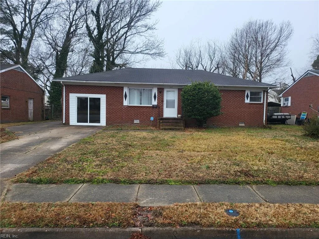 223 Martha Lee DR, HAMPTON VA 23666