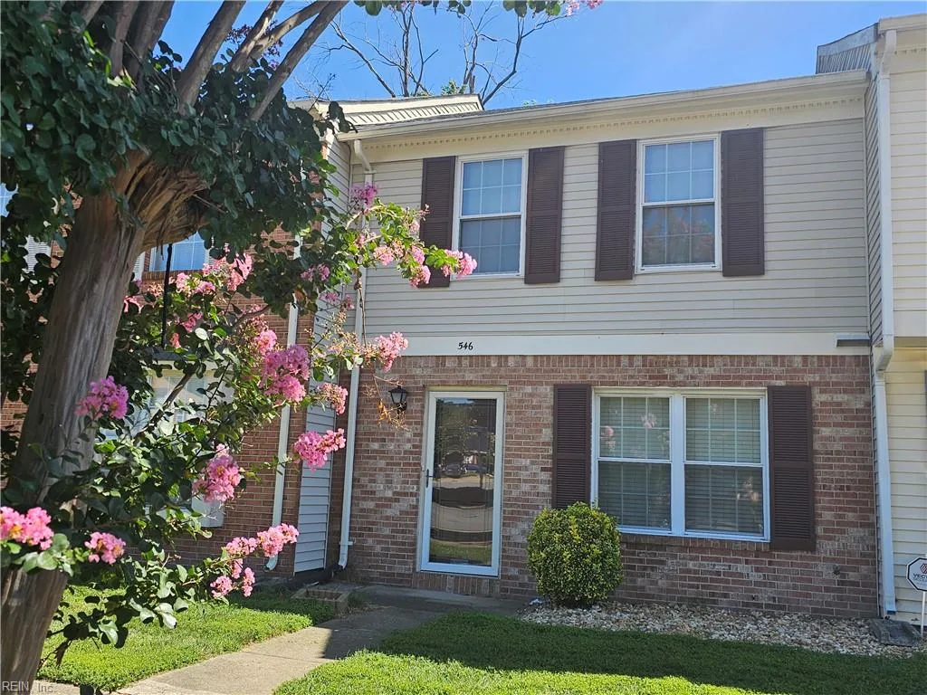 546 Hollomon Dr, Hampton — photo