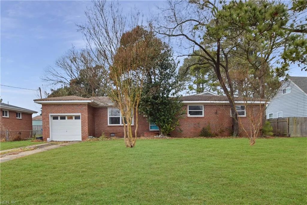 629 Kenneth Rd, Virginia Beach — photo
