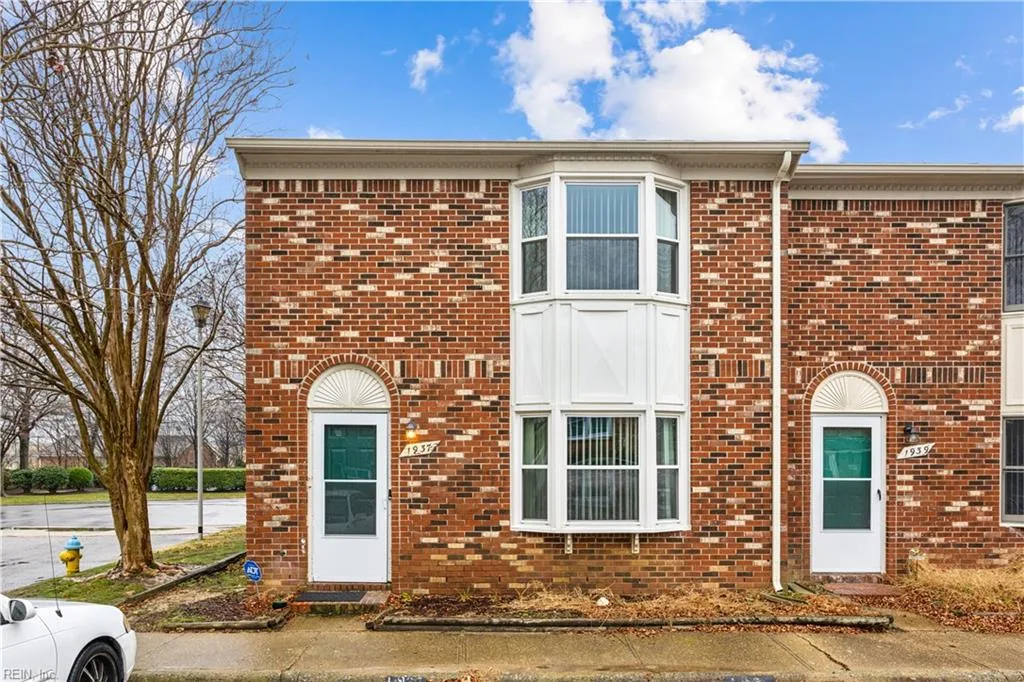 1937 Darnell Dr, Virginia Beach — photo