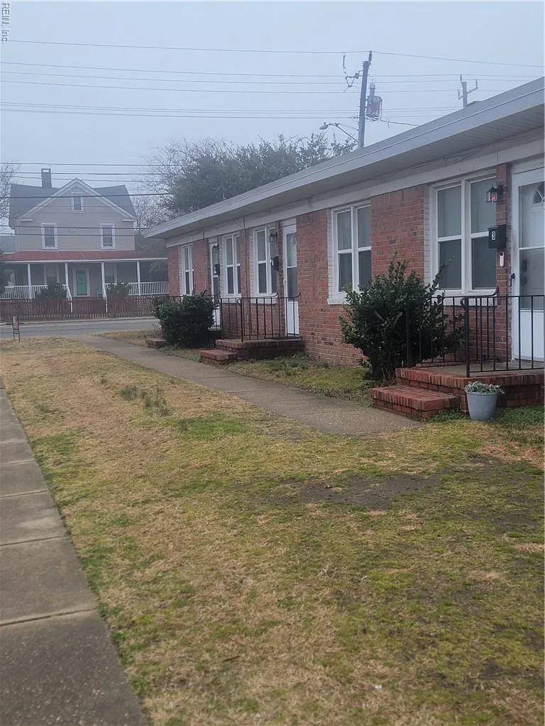 1381 W Ocean View Ave #2, Norfolk — photo