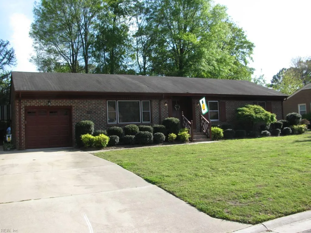 4513 Buckingham DR, PORTSMOUTH VA 23703