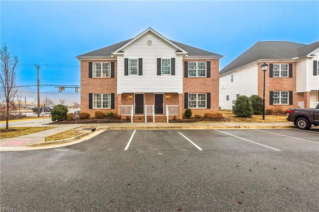 15661 Warwick BLVD #H, NEWPORTNEWS VA 23608