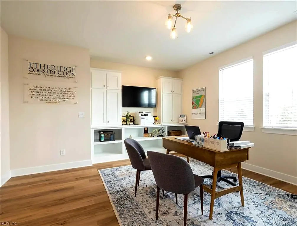 207 Station Dr, Suffolk — photo