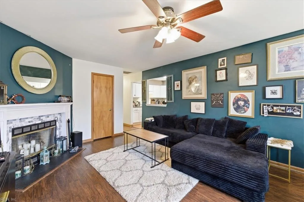 387 Pear Ridge CIR, NEWPORTNEWS VA 23602