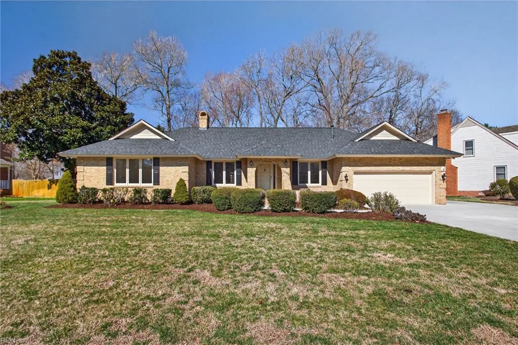 1306 Fairway Dr, Chesapeake — photo