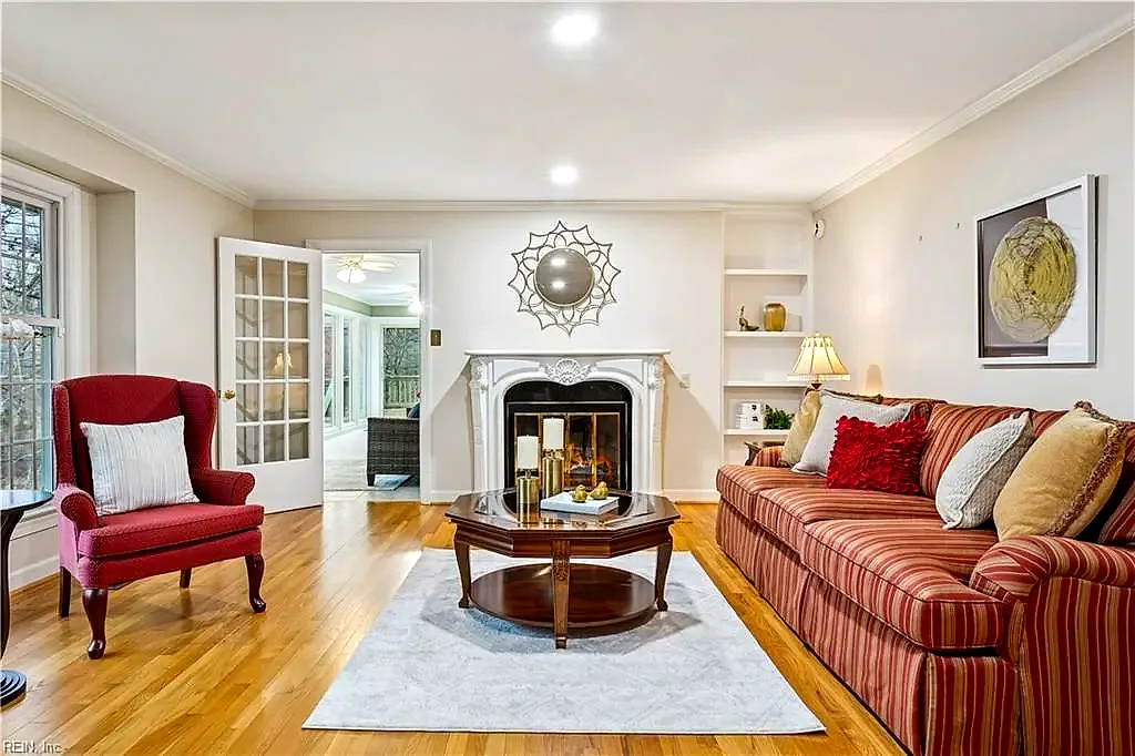 32 Hampton Ky, Williamsburg — photo