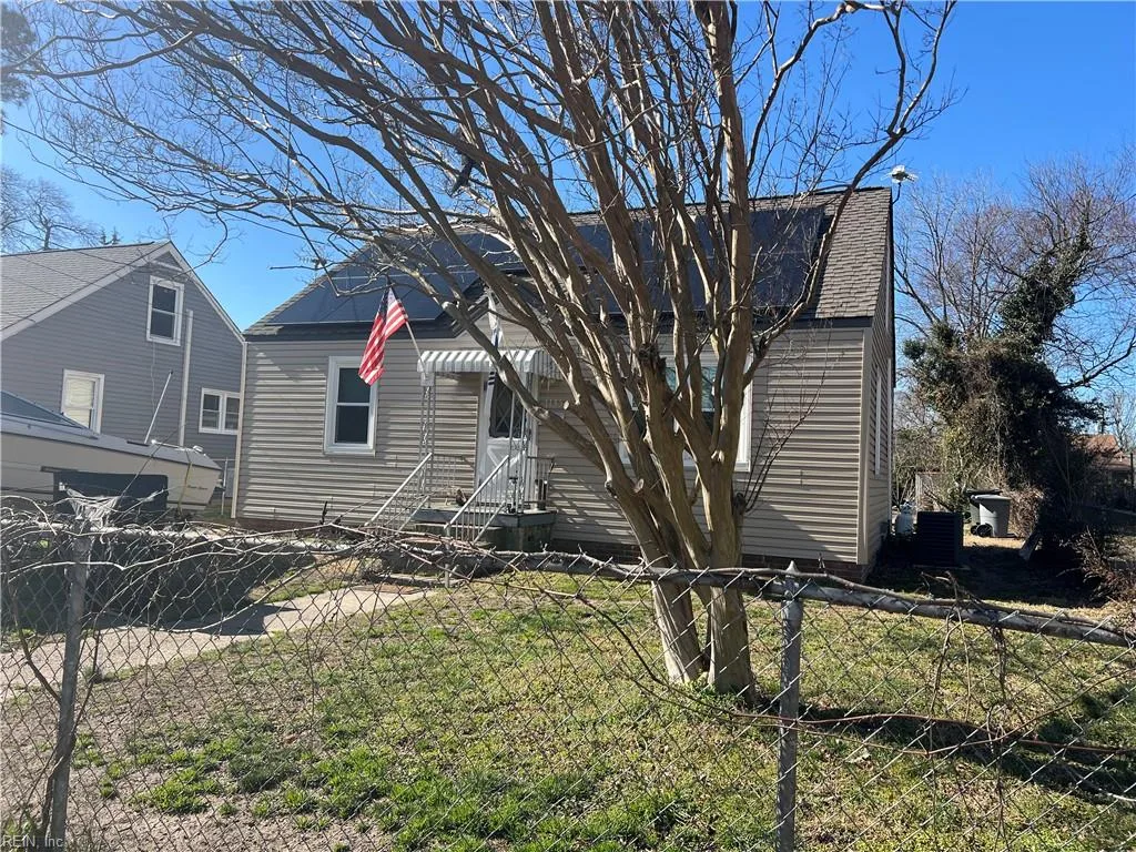 1135 Jasmine ST, HAMPTON VA 23663