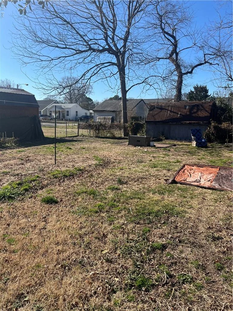 1135 Jasmine St, Hampton — photo