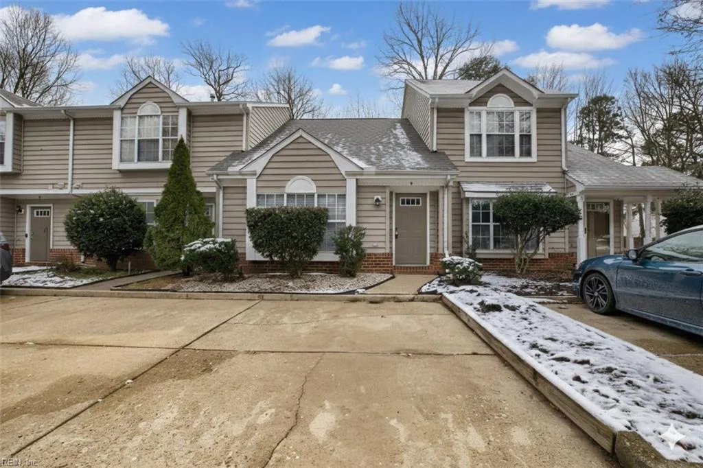 9 Madrone PL, HAMPTON VA 23666
