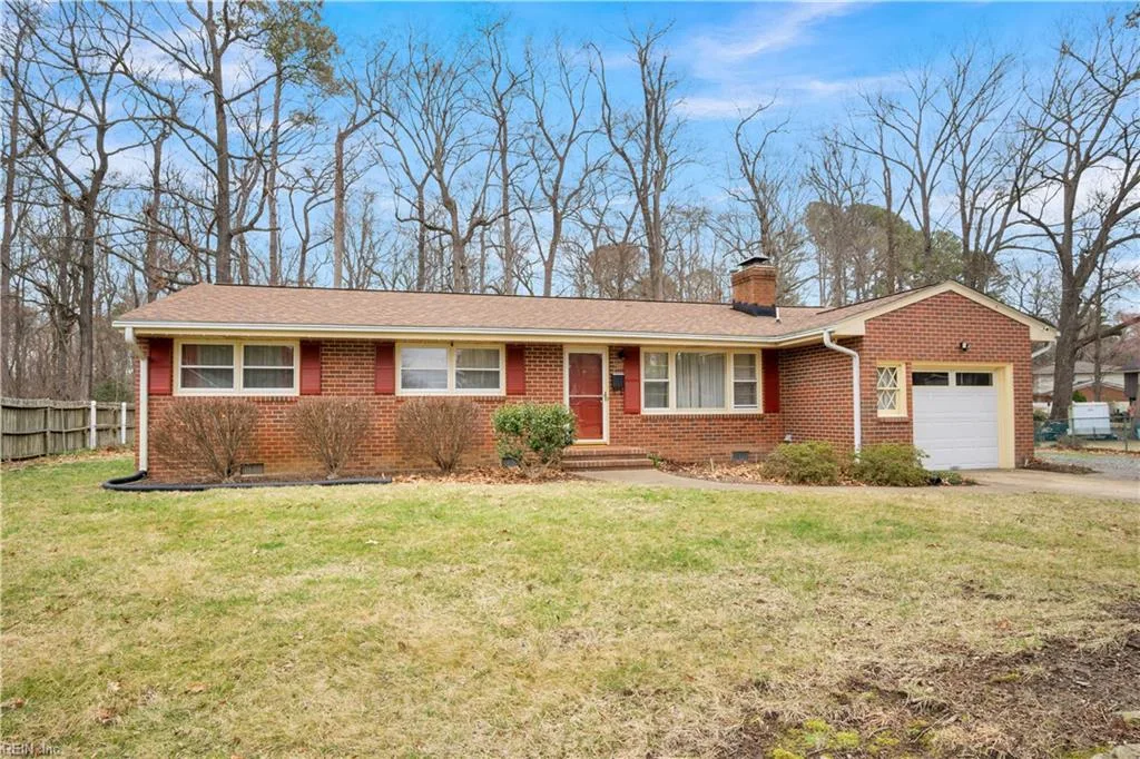 40 Camelot Ct, Newport News — photo