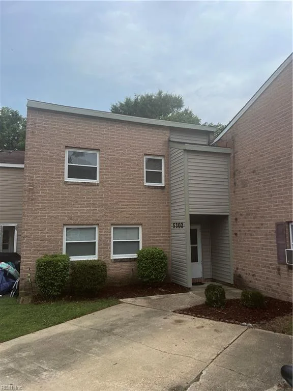 5302 Leicester Ct, Virginia Beach — photo