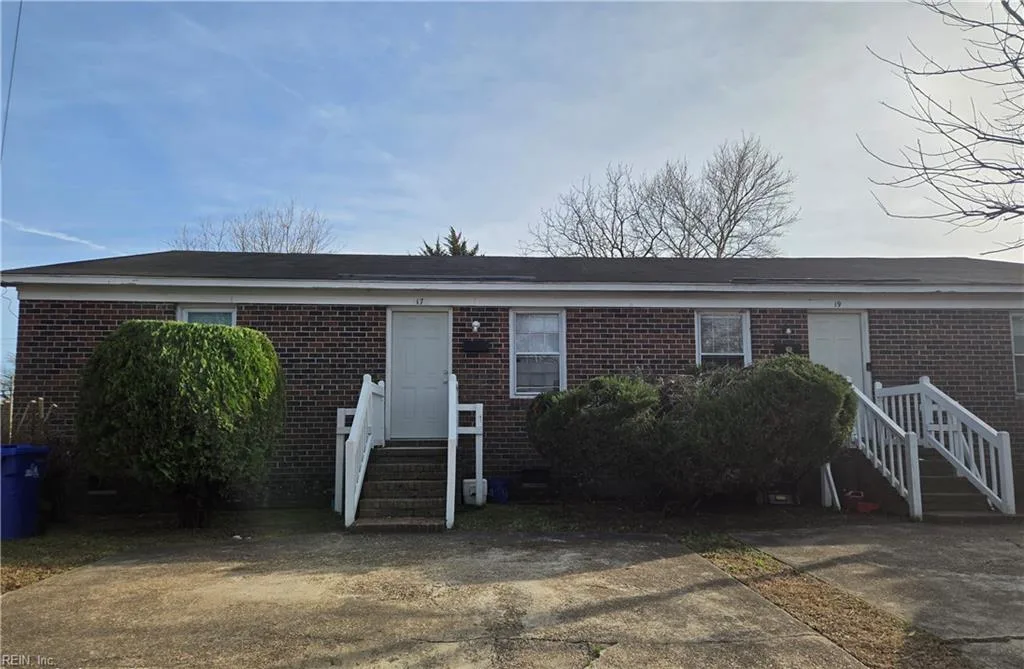 19 Carver Cir, Portsmouth — photo