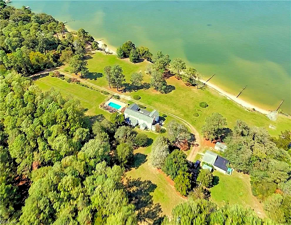 522 Felton Rd, Deltaville — photo