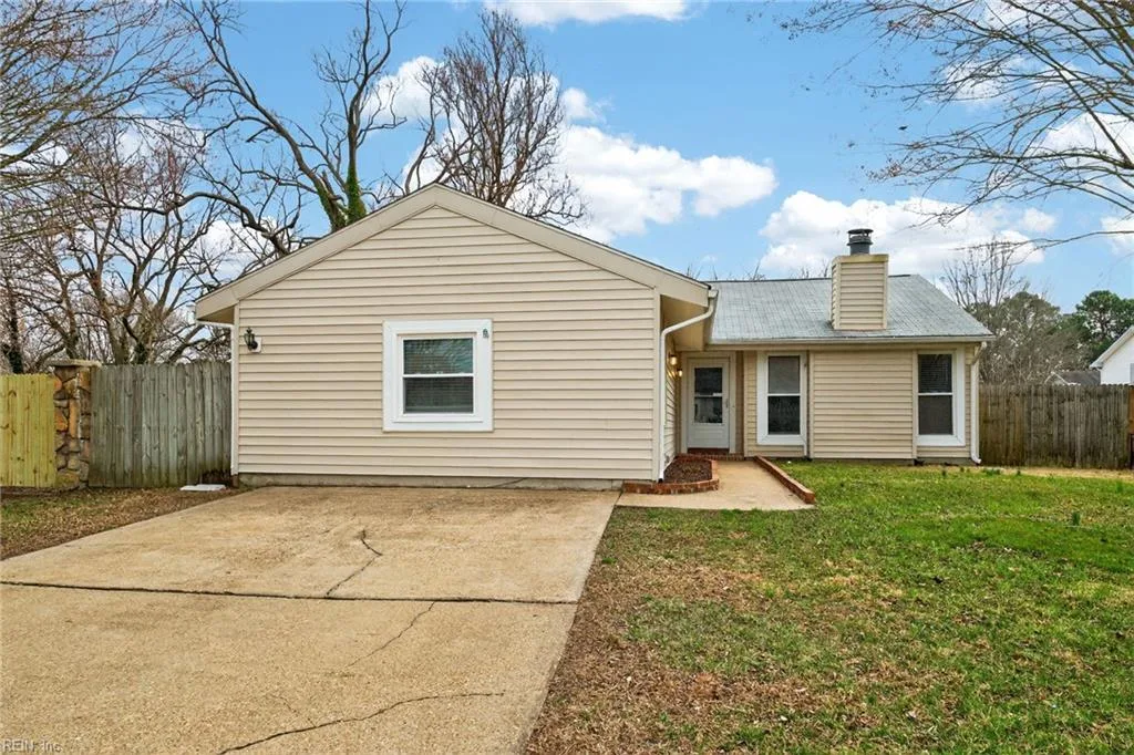 1332 Stringfellow Ct, Virginia Beach — photo