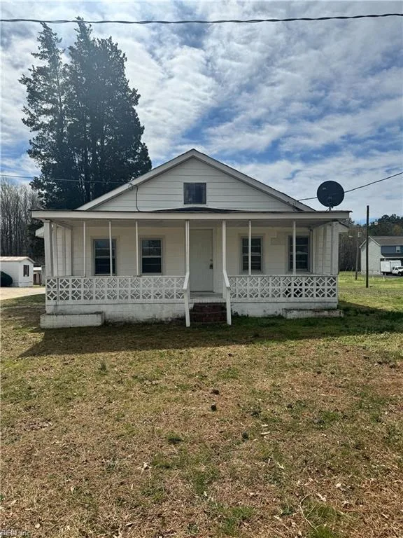 14016 Burwells Bay RD, SMITHFIELD VA 23430