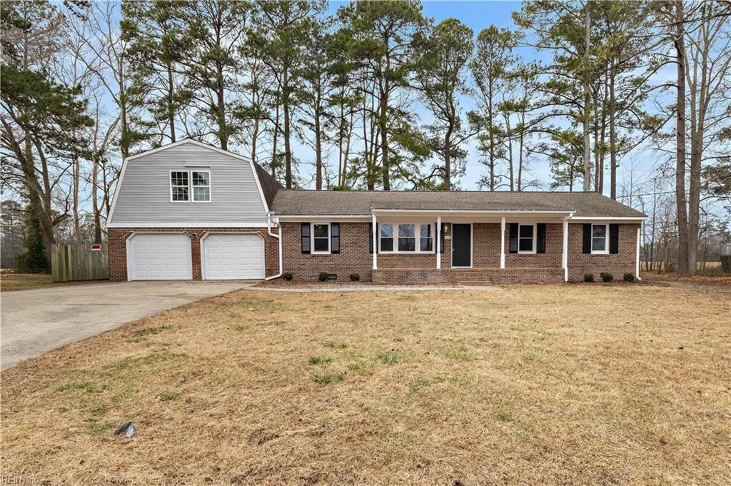 3025 Woodlawn DR, SUFFOLK VA 23434