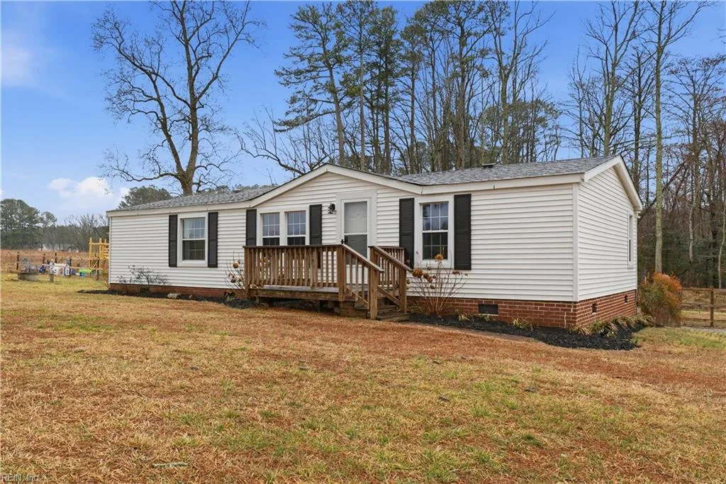 5049 Indian Trl, Suffolk — photo