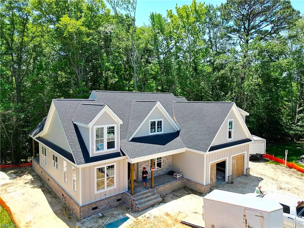 107 Batten CV, CARROLLTON VA 23314