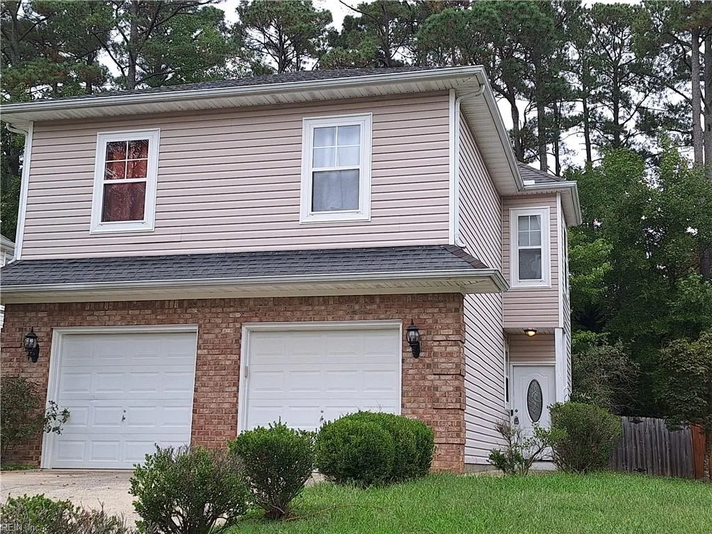 13 Brightwood Ter, Yorktown — photo