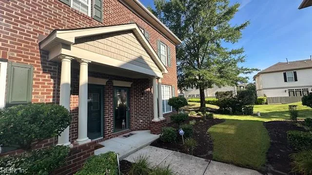 1213 Farrcroft Way, Virginia Beach — photo