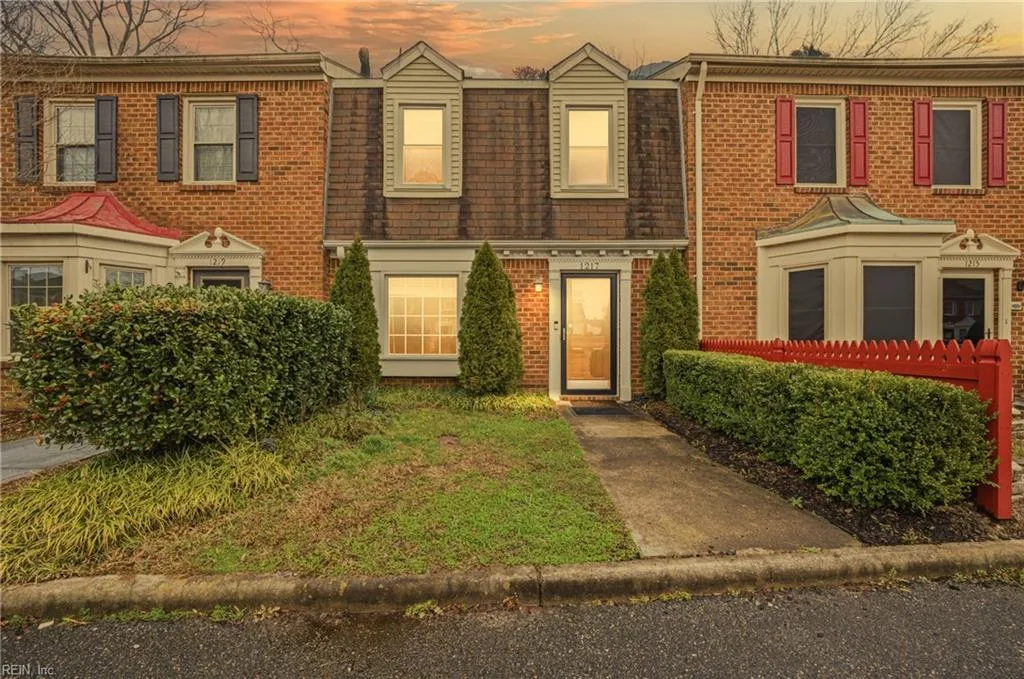 1217 Cedar Mill Sq, Chesapeake — photo