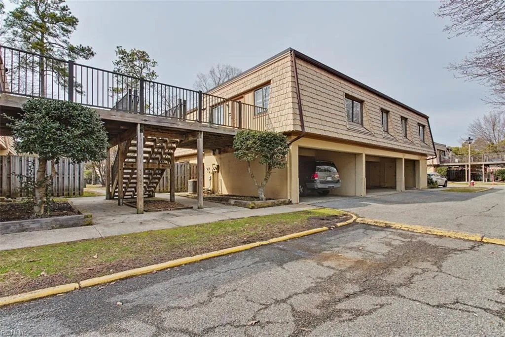 1511 Monterry PL, NEWPORTNEWS VA 23608