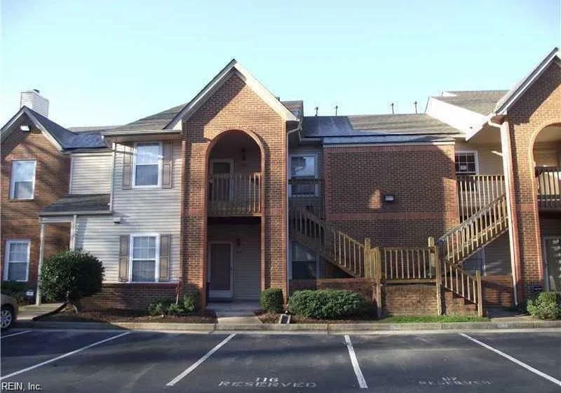 873 Gas Light Ln, Virginia Beach — photo