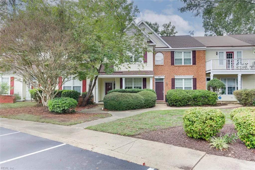 817 Oak Springs Ct, Newport News — photo
