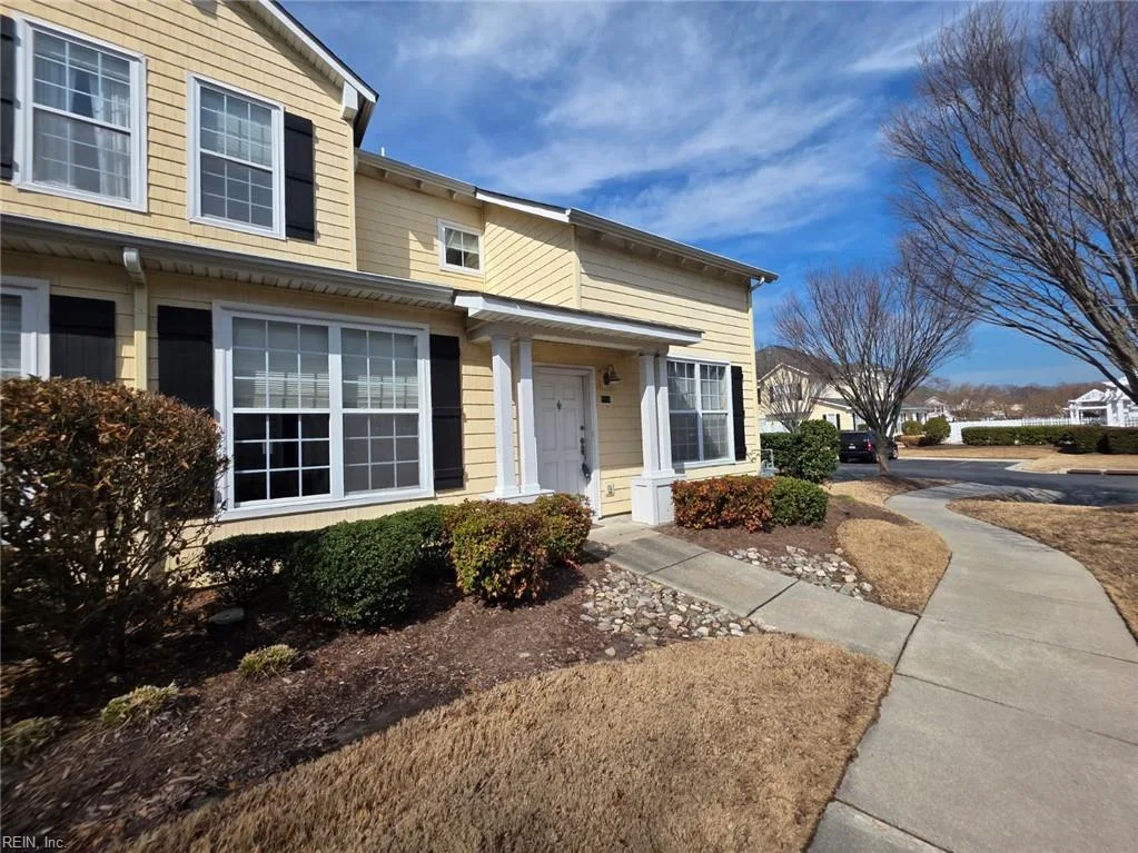 1112 Grace Hill Dr, Virginia Beach — photo