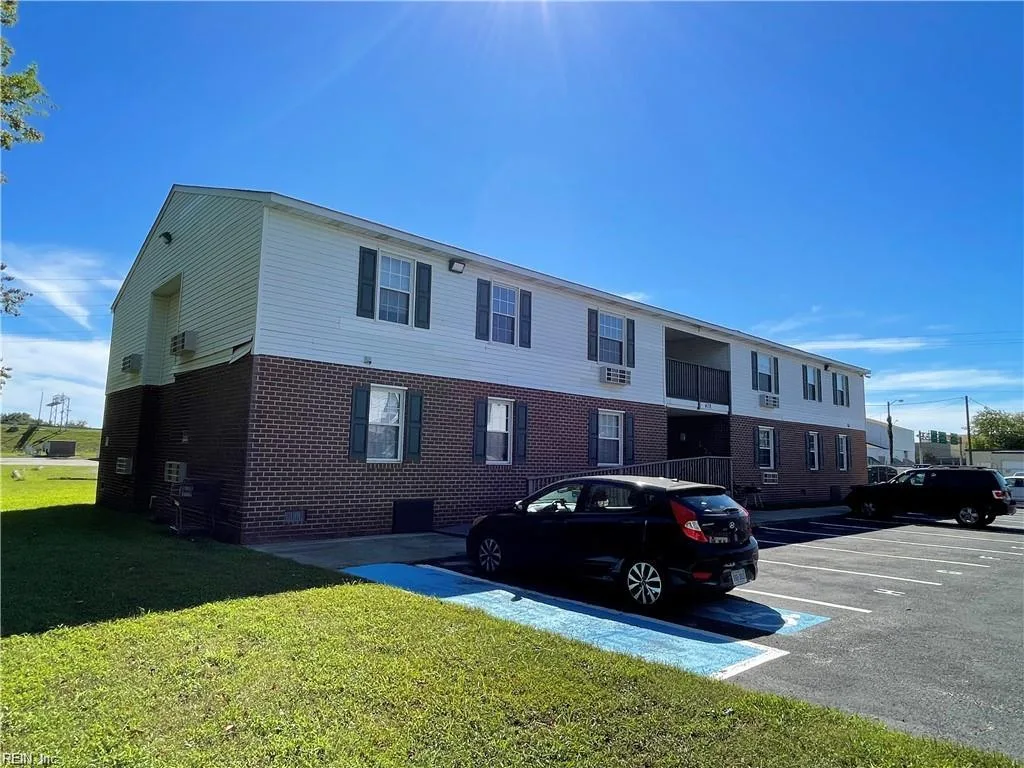 412 Union St #E, Newport News — photo