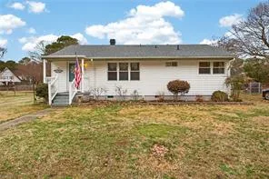 12 Warren Dr, Portsmouth — photo