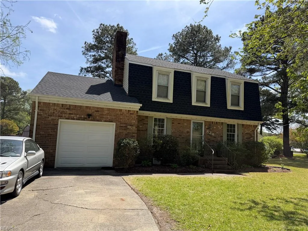 824 Heritage PT, CHESAPEAKE VA 23322