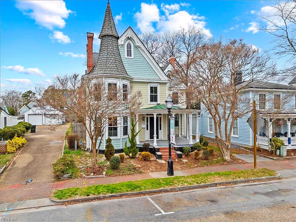 330 Main ST, SMITHFIELD VA 23430
