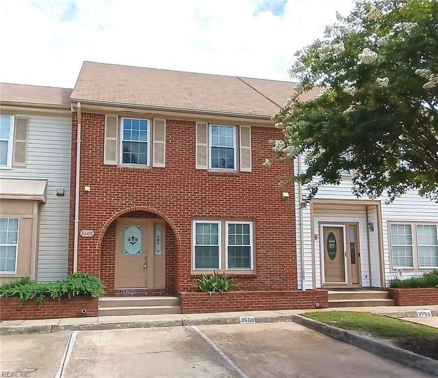 3608 Essex Pond Quay, Virginia Beach — photo