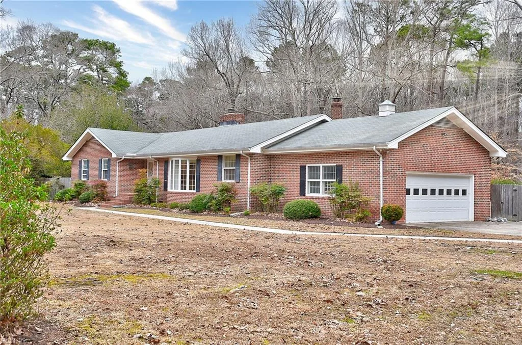 2700 W Neck RD, VIRGINIABEACH VA 23456