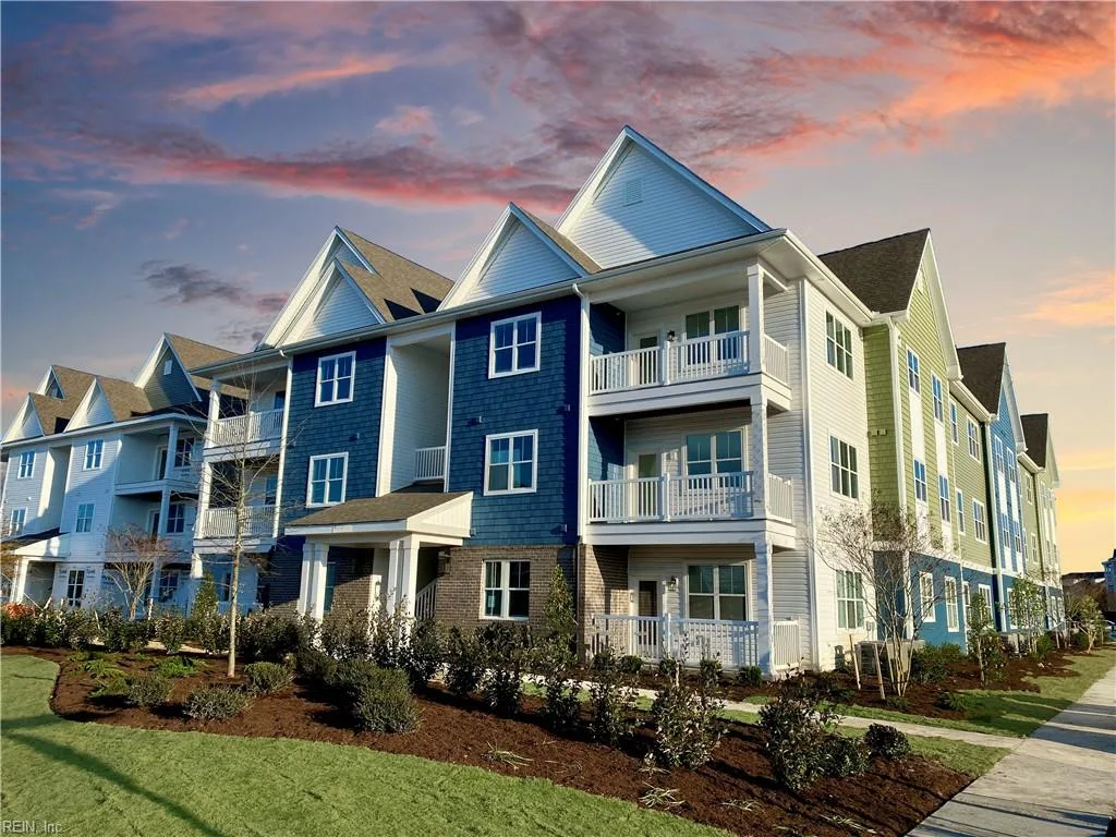 1725 Dromolin Dr #104, Virginia Beach, VA 23456, USA