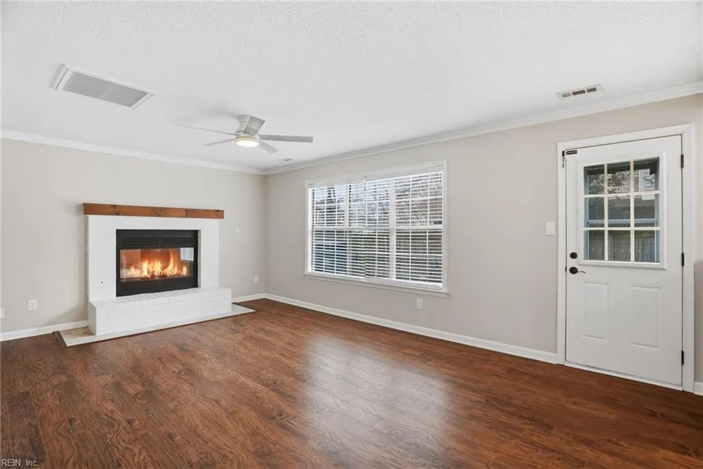 1609 Solway Ct, Virginia Beach — photo
