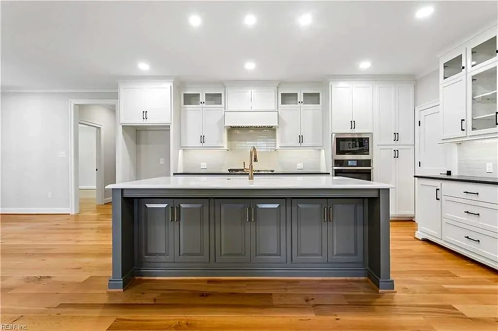 2504 Campbell Cls, Williamsburg — photo