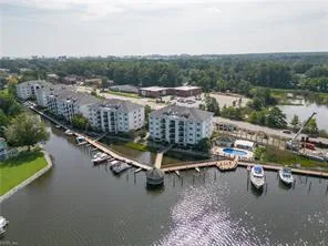 1268 Laskin Rd #202, Virginia Beach — photo