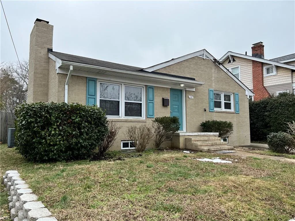 115 E Ocean Ave, Norfolk — photo