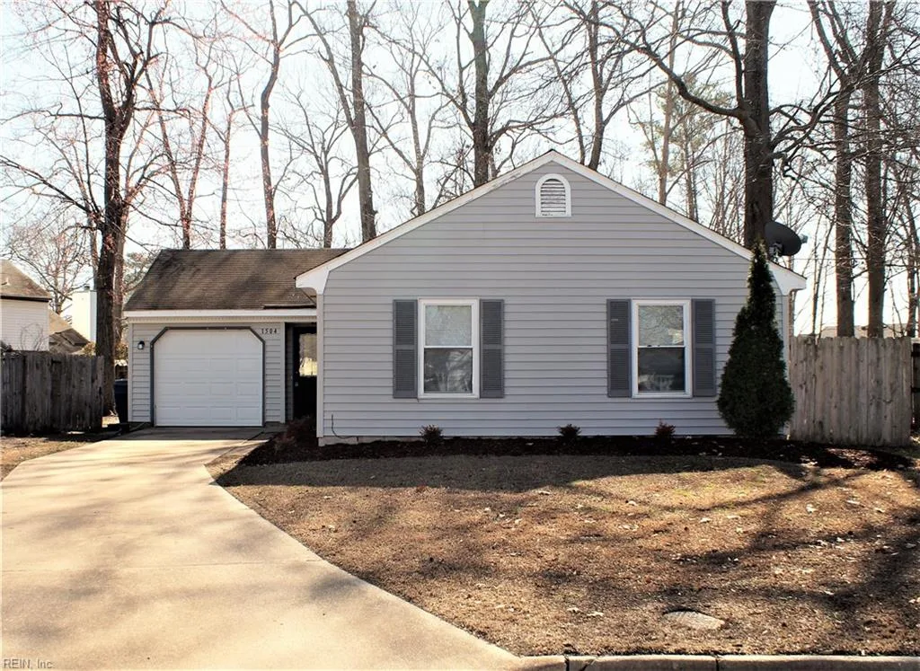 1504 Crawley Cir, Virginia Beach — photo