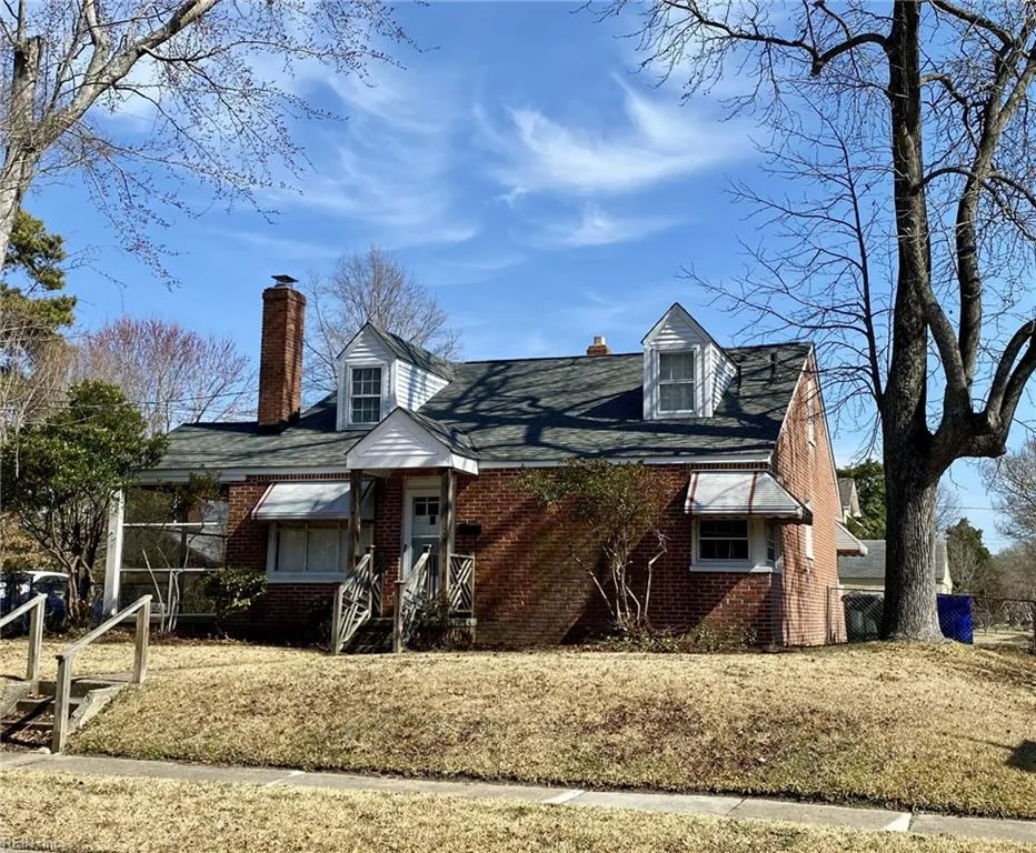 8852 Stratford St, Norfolk — photo