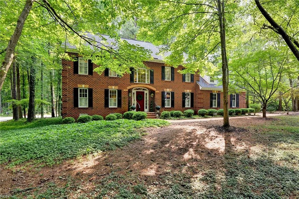 101 Eagle, Williamsburg, VA 23188, USA